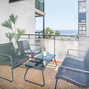 https://marina-marbella-apartment.es-andalucia.com
